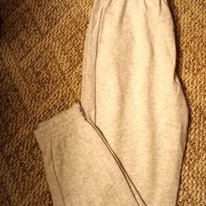 VS Pink cropped bottom sqeats